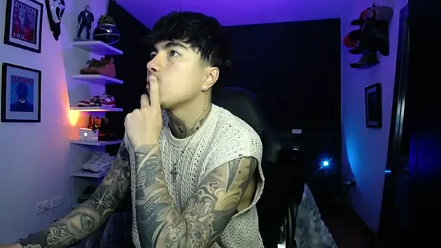 Snapshot of jung_dragon chatting on 29, 11, 2025 jung dragon online show from 29, 11, 2025