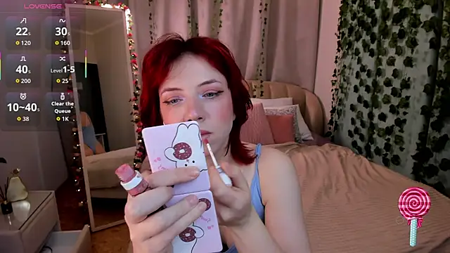 Love is Lola online show from 26, 10, 2025