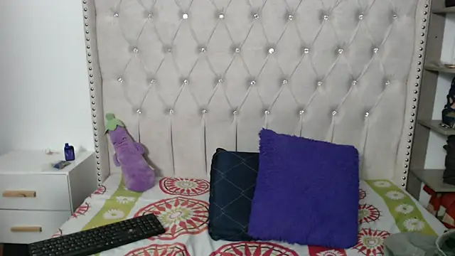 Snapshot of Abril_Squirt chatting on 16, 12, 2024 Abril Squirt online show from 16, 12, 2024