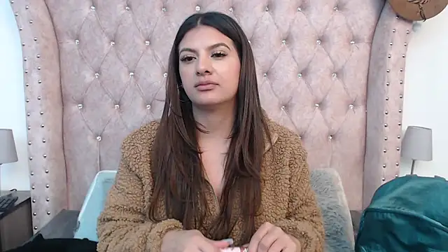 Snapshot of Abril_Squirt chatting on 12, 1, 2025 Abril Squirt online show from 12, 1, 2025
