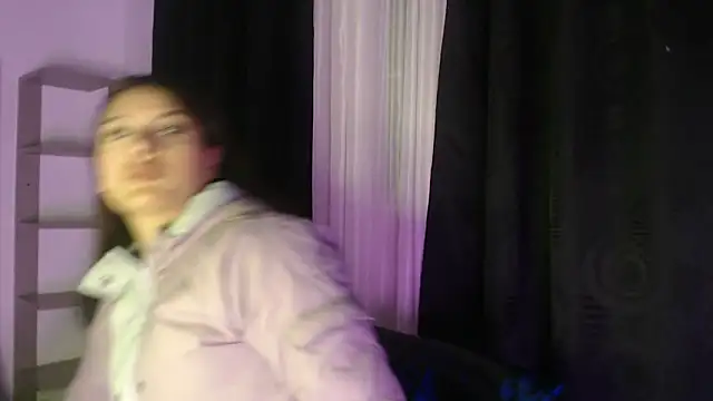 Snapshot of Abril_Squirt chatting on 15, 9, 2025 Abril Squirt online show from 15, 9, 2025