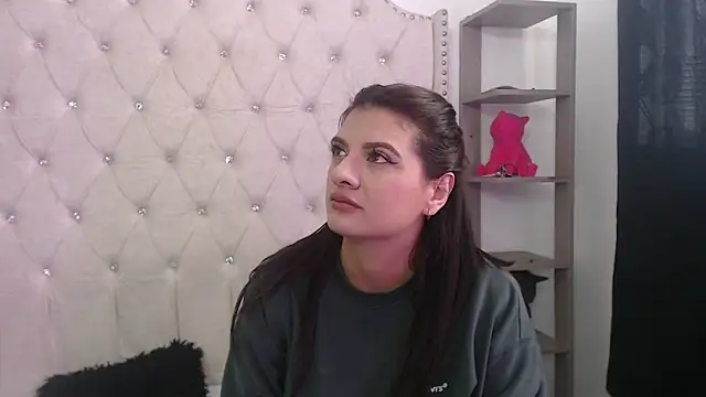 Abril Squirt online show from 1, 3, 2026