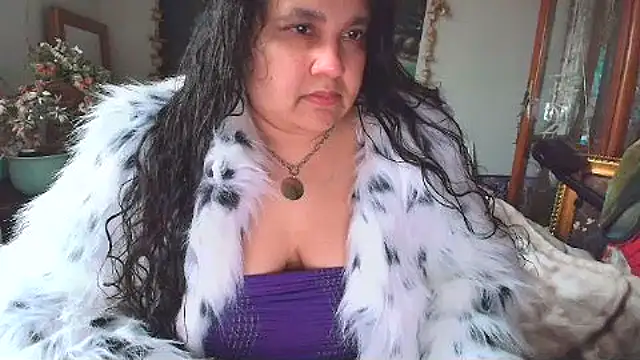 MelanieFawker online show from 13, 2, 2025