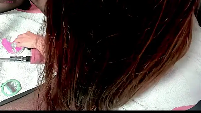 Snapshot of blondeb201 chatting on 1, 2, 2025 blondeb201 online show from 1, 2, 2025