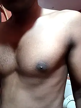 Snapshot of Tamil_boy_age28 chatting on 19, 11, 2025 Tamil boy age28 online show from 19, 11, 2025