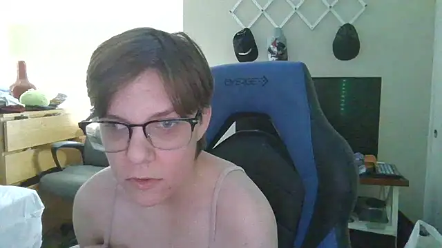 Snapshot of KaliSnow199623 chatting on 17, 2, 2025 KaliSnow199623 online show from 17, 2, 2025