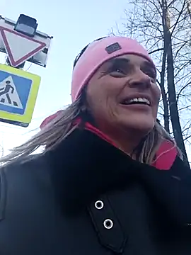 Snapshot of hugebobbs chatting on 21, 3, 2025 hugebobbs online show from 21, 3, 2025