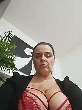 hugebobbs online show from 9, 7, 2026