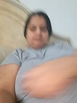 sarahhh1987 online show from 7, 4, 2026