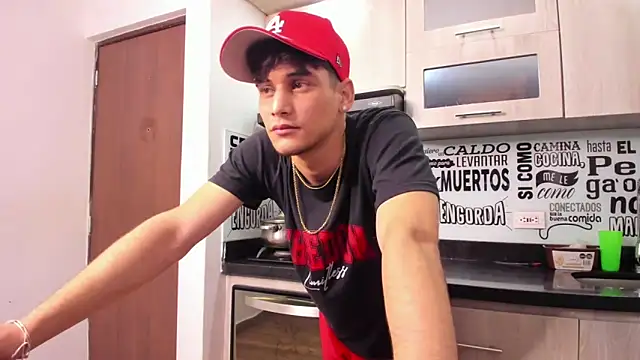 Snapshot of guy_master chatting on 15, 1, 2025 guy master online show from 15, 1, 2025