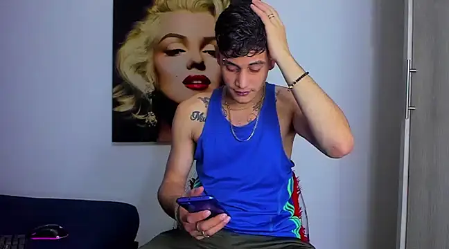 Snapshot of guy_master chatting on 12, 3, 2025 guy master online show from 12, 3, 2025