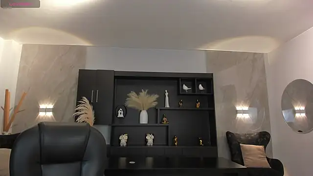 AliceHarper  online show from 1, 3, 2025