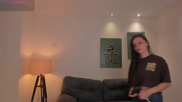AliceHarper  online show from 24, 5, 2026