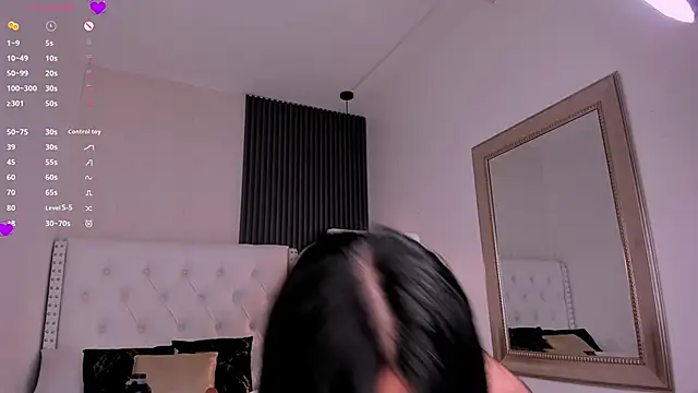 Snapshot of aliscollins_ chatting on 9, 3, 2025 aliscollins online show from 9, 3, 2025