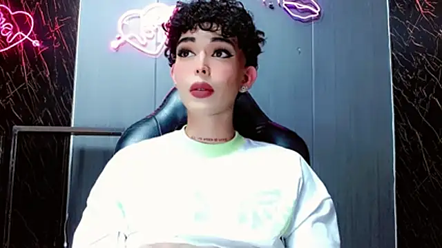 Snapshot of Marian_LV chatting on 23, 11, 2025 Marian LV online show from 23, 11, 2025