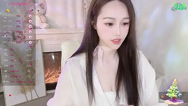 Snapshot of Kiss-18 chatting on 8, 1, 2025 Kiss-18 online show from 8, 1, 2025