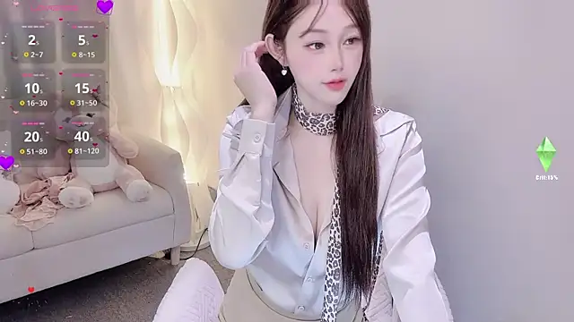 Snapshot of Kiss-18 chatting on 30, 10, 2025 Kiss-18 online show from 30, 10, 2025