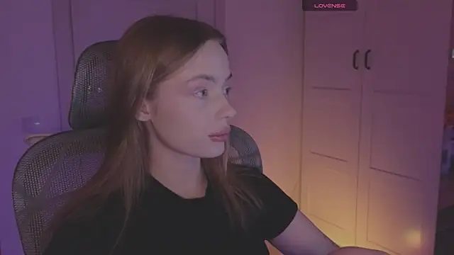  MayShy  online show from 31, 10, 2025