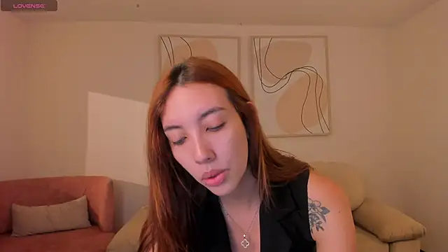 Snapshot of AnaisNin chatting on 13, 6, 2026 AnaisNin online show from 13, 6, 2026