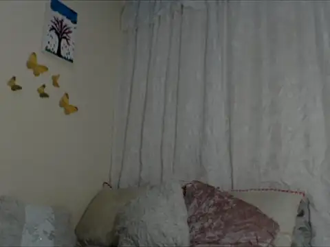 Snapshot of sharloth_x18 chatting on 26, 9, 2025 sharloth x18 online show from 26, 9, 2025