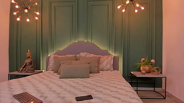 Snapshot of IrisBaker chatting on 3, 1, 2025 IrisBaker online show from 3, 1, 2025