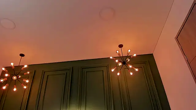 Snapshot of IrisBaker chatting on 5, 1, 2025 IrisBaker online show from 5, 1, 2025