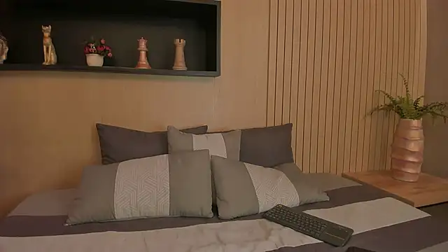 Snapshot of IrisBaker chatting on 18, 2, 2025 IrisBaker online show from 18, 2, 2025