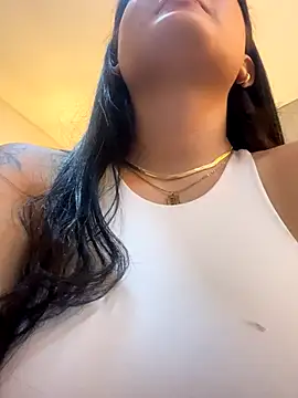 Snapshot of IrisBaker chatting on 8, 9, 2025 IrisBaker online show from 8, 9, 2025