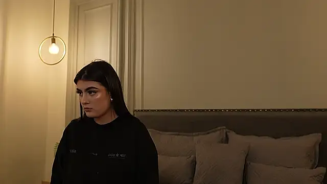 Snapshot of IrisBaker chatting on 6, 10, 2025 IrisBaker online show from 6, 10, 2025