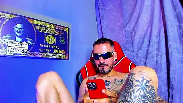 Snapshot of smoker445 chatting on 25, 10, 2025 smoker445 online show from 25, 10, 2025