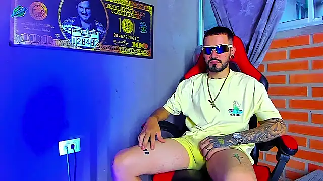 Snapshot of smoker445 chatting on 7, 11, 2025 smoker445 online show from 7, 11, 2025