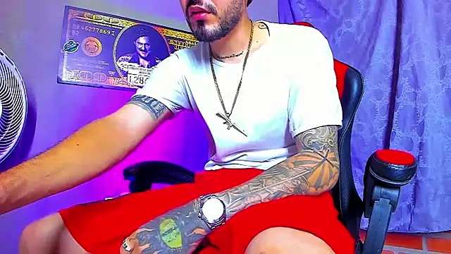 Snapshot of smoker445 chatting on 13, 11, 2025 smoker445 online show from 13, 11, 2025