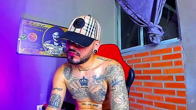 Snapshot of smoker445 chatting on 15, 11, 2025 smoker445 online show from 15, 11, 2025