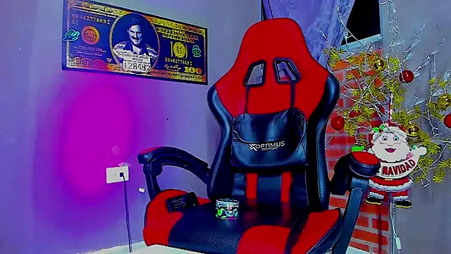 Snapshot of smoker445 chatting on 2, 12, 2025 smoker445 online show from 2, 12, 2025