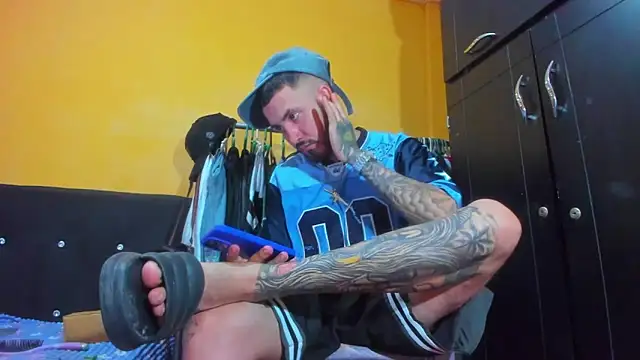 Snapshot of smoker445 chatting on 14, 2, 2026 smoker445 online show from 14, 2, 2026