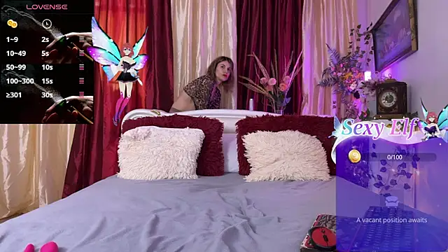 Selena Sweetie online show from 2, 3, 2025