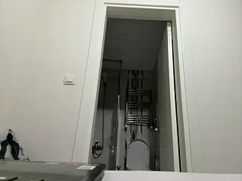 Snapshot of laynufff chatting on 29, 3, 2026 laynufff online show from 29, 3, 2026