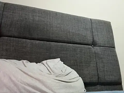 Snapshot of laynufff chatting on 15, 5, 2026 laynufff online show from 15, 5, 2026