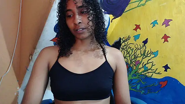 Snapshot of yohatinelly07 chatting on 25, 10, 2025 yohatinelly07 online show from 25, 10, 2025