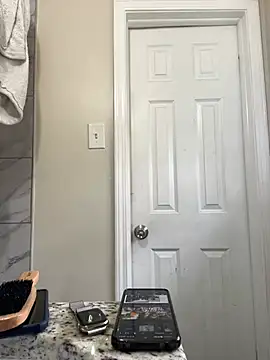 Snapshot of 1BeautyN1Beast chatting on 13, 12, 2024 1BeautyN1Beast online show from 13, 12, 2024