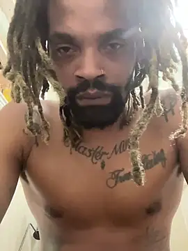 Snapshot of 1BeautyN1Beast chatting on 15, 1, 2025 1BeautyN1Beast online show from 15, 1, 2025