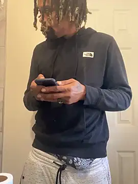 Snapshot of 1BeautyN1Beast chatting on 22, 1, 2025 1BeautyN1Beast online show from 22, 1, 2025