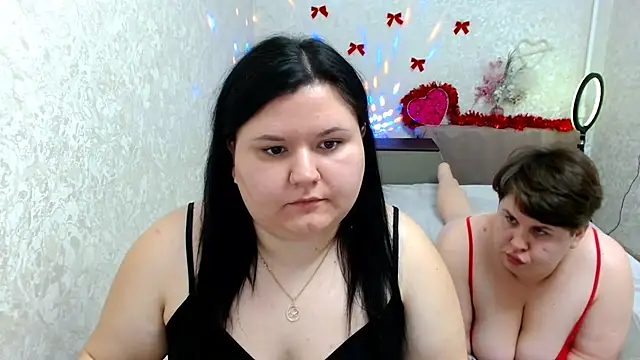 BeckyAndHellen online show from 12, 1, 2025