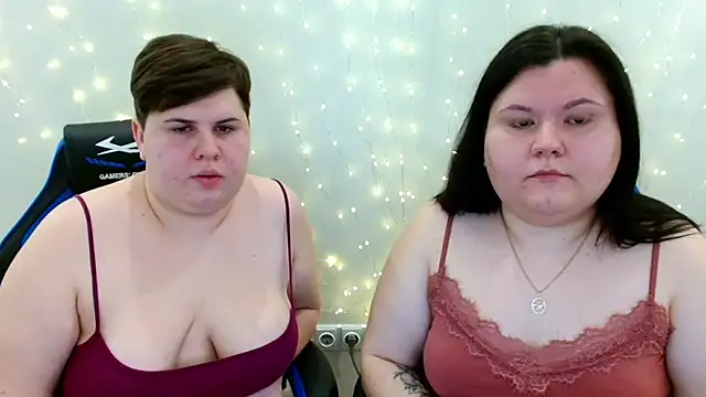 BeckyAndHellen online show from 20, 2, 2026