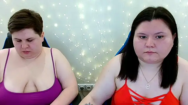 Snapshot of BeckyAndHellen chatting on 21, 6, 2026 BeckyAndHellen online show from 21, 6, 2026