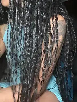 Shuggabutt online show from 4, 4, 2026