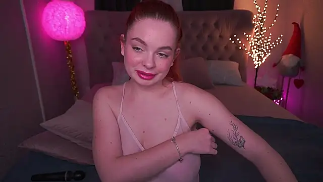 Snapshot of CarolinaDia chatting on 19, 1, 2025 CarolinaDia online show from 19, 1, 2025