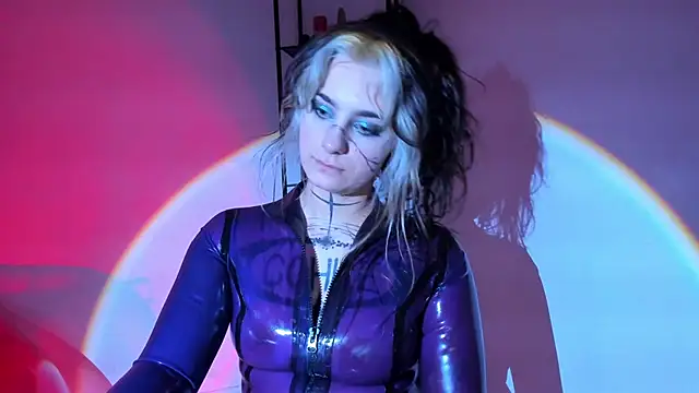 lady sontse  online show from 17, 2, 2025