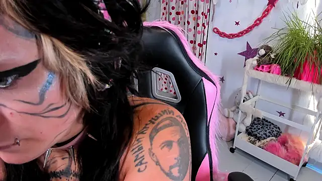 Snapshot of lady_sontse_ chatting on 14, 5, 2026 lady sontse online show from 14, 5, 2026