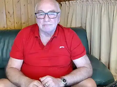 Snapshot of biggandybig chatting on 13, 2, 2025 biggandybig online show from 13, 2, 2025